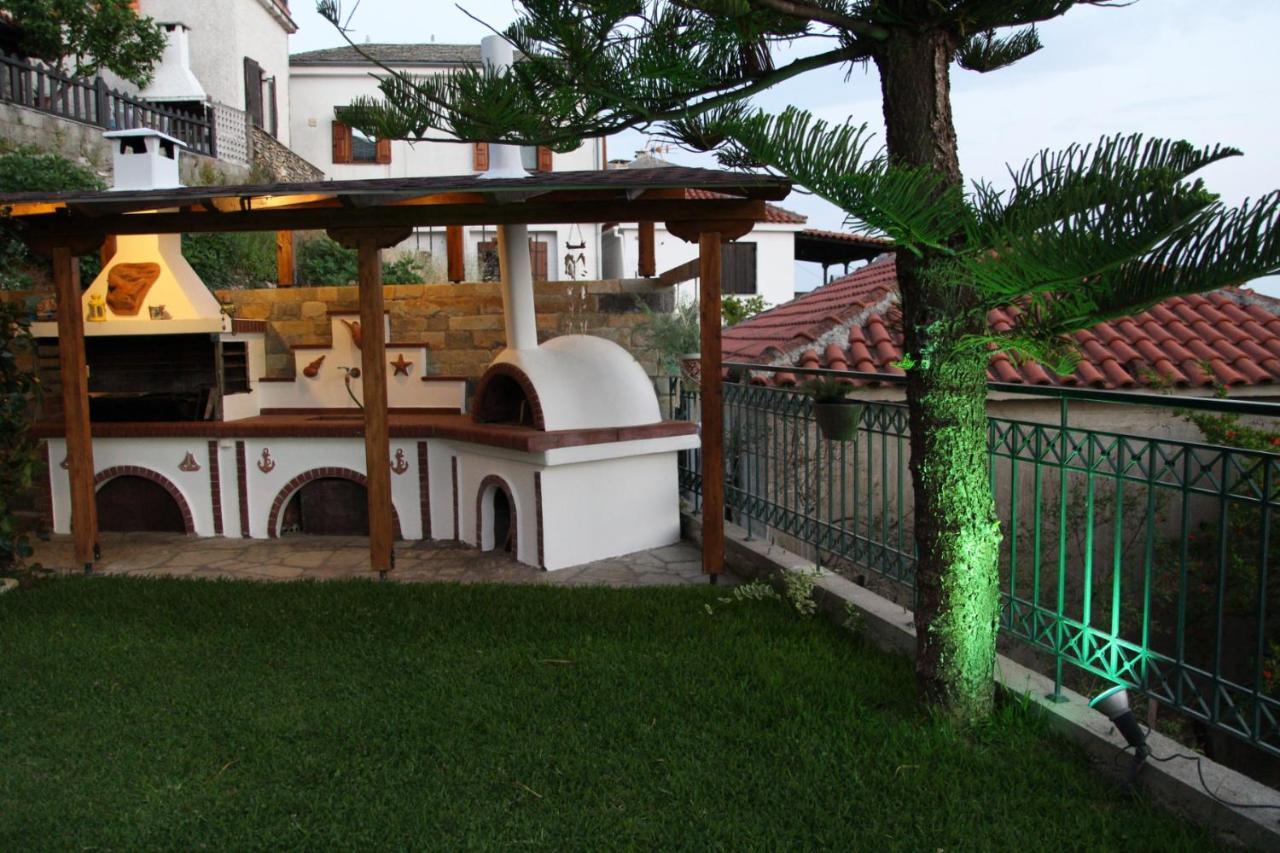 Mesonisi με υπέροχη θέα στον παγασητικό!! Holiday home *