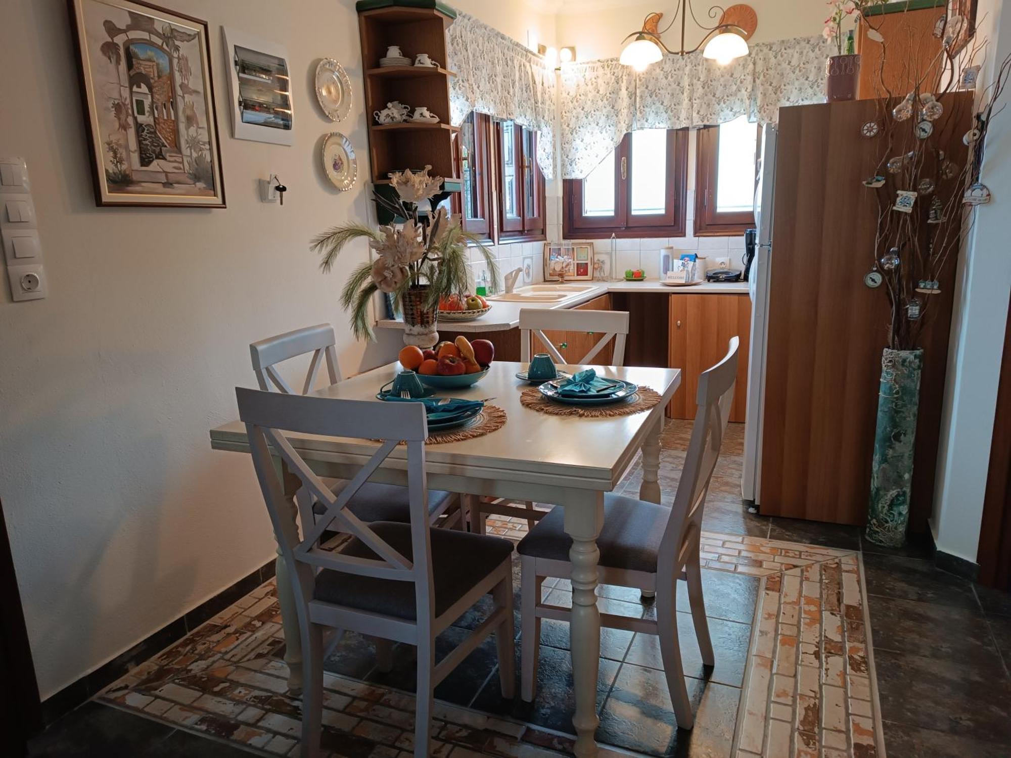 Mesonisi με υπέροχη θέα στον παγασητικό!! Ferienhaus